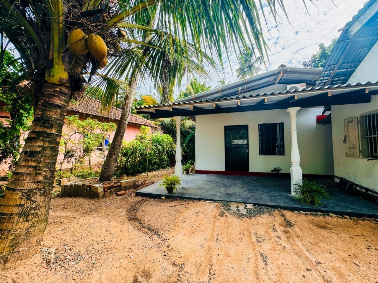 Vinuth Bliss Mirissa